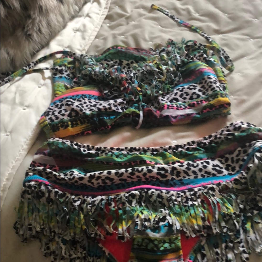 Bathing suit